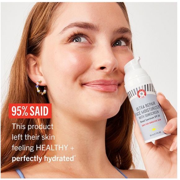First Aid Beauty | Ultra Moisturizer w/ SPF - Picture 6 of 12